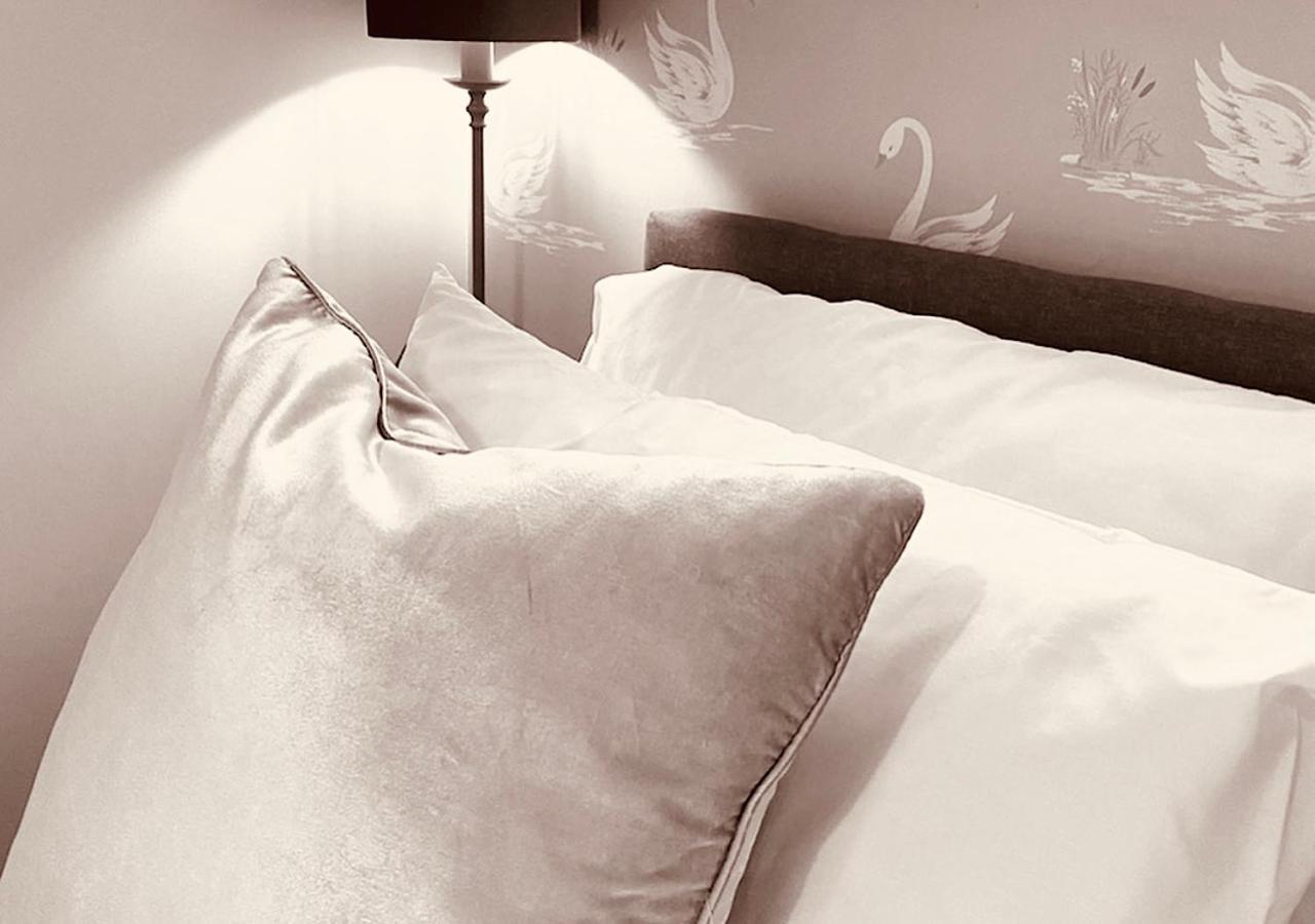 The Lodge Chester - Luxury Apartment For Two, With Free Parking! Hough Green Luaran gambar